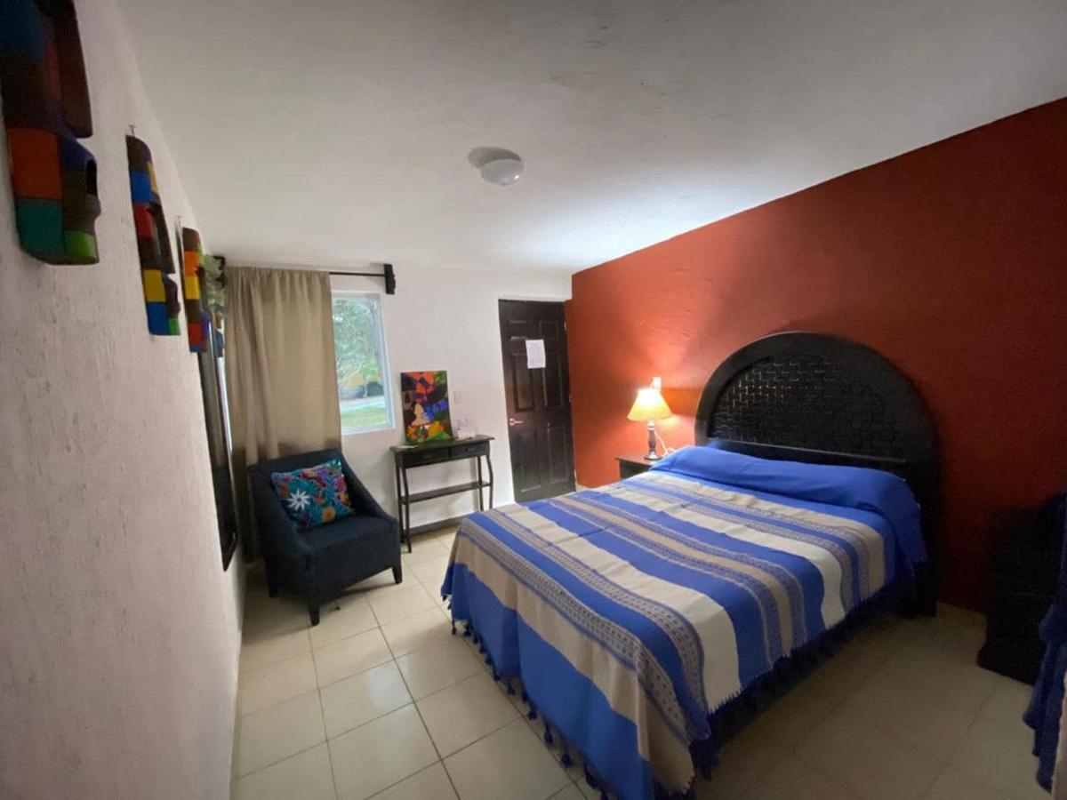 Boutique Calderon 4*