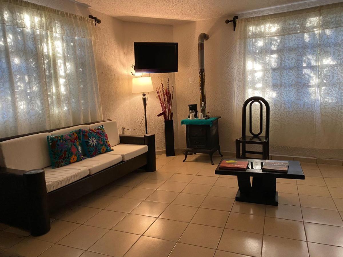 Boutique Calderon 4*